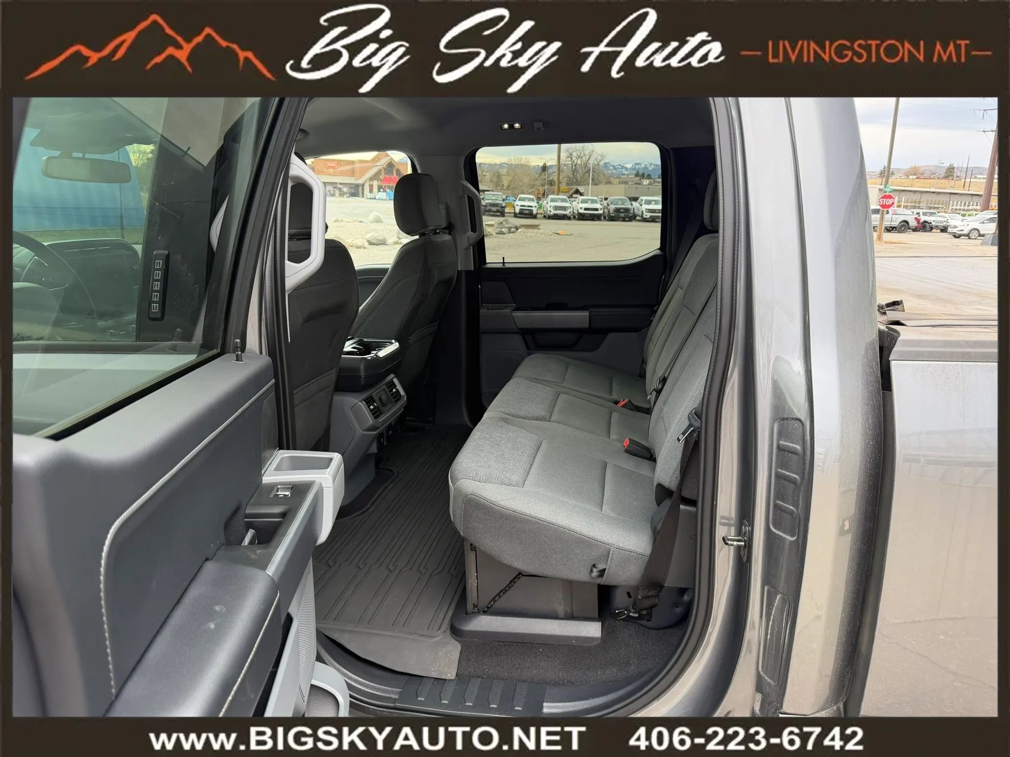 Used 2024 Ford F150 XLT w/ Mobile Office Package image 19