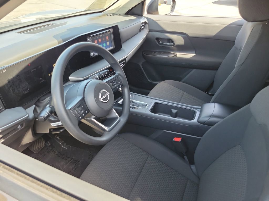 Certified 2025 Nissan Kicks S FWD image 3