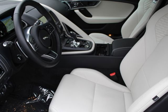 Used 2024 Jaguar F-TYPE R-Dynamic image 5