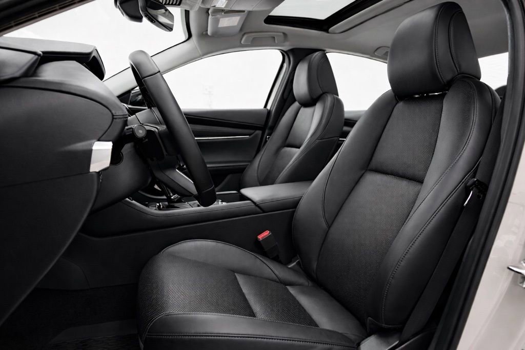 Used 2026 MAZDA MAZDA3 2.5 Turbo Sedan w/Premium Plus image 10