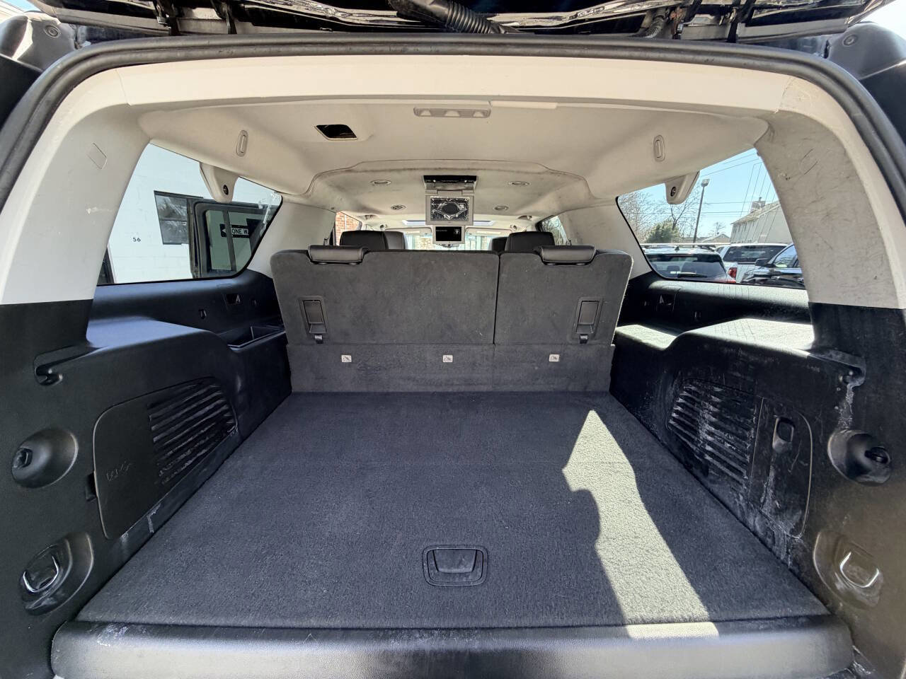 Used 2016 Chevrolet Suburban LT image 60