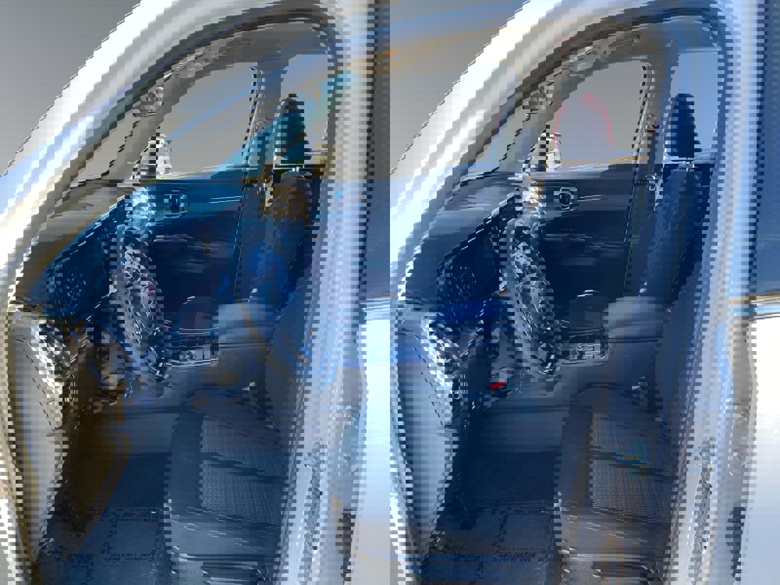 Used 2023 Kia Sorento LX image 9