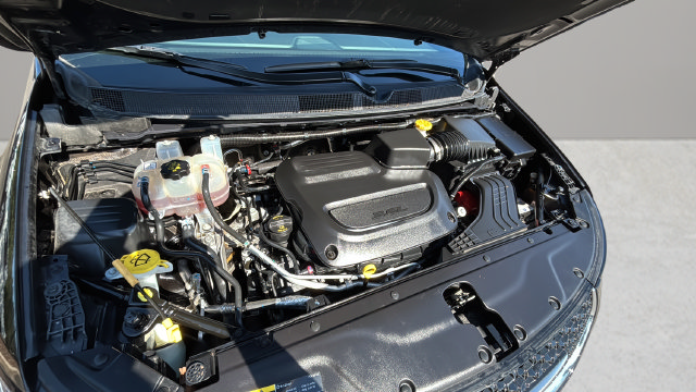 Used 2025 Chrysler Pacifica Select FWD image 33