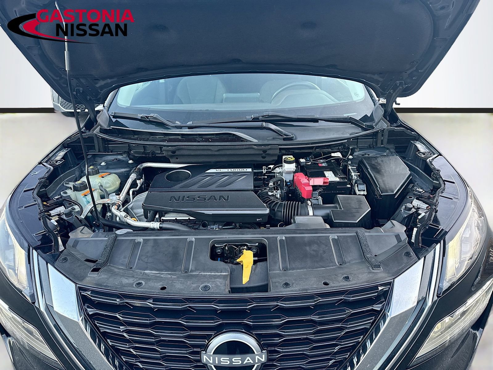 Used 2023 Nissan Rogue SV image 36