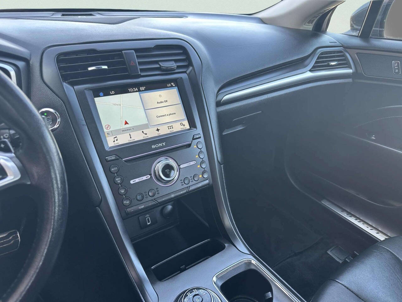 Used 2017 Ford Fusion Titanium image 26