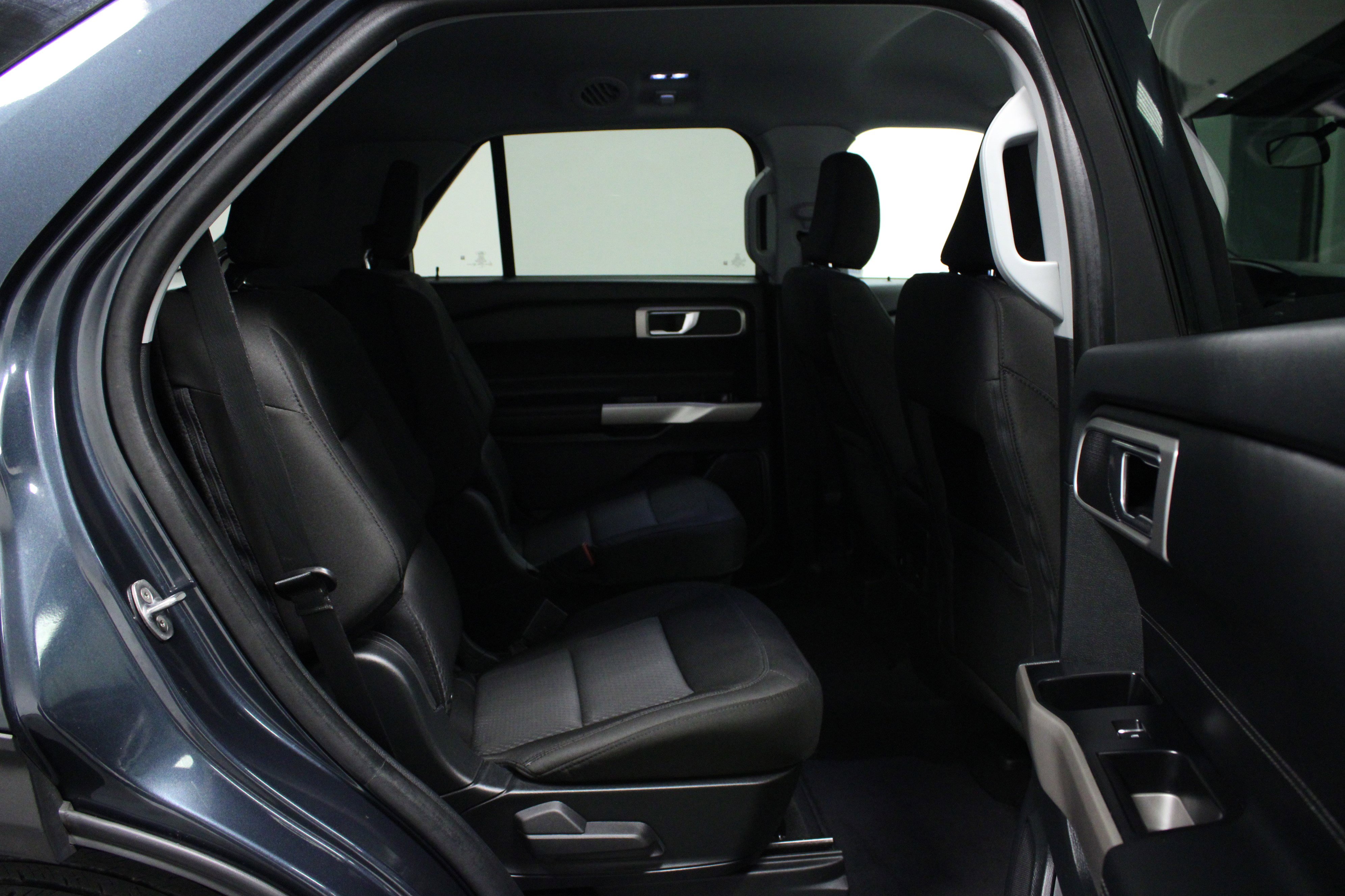 Used 2023 Ford Explorer XLT image 16