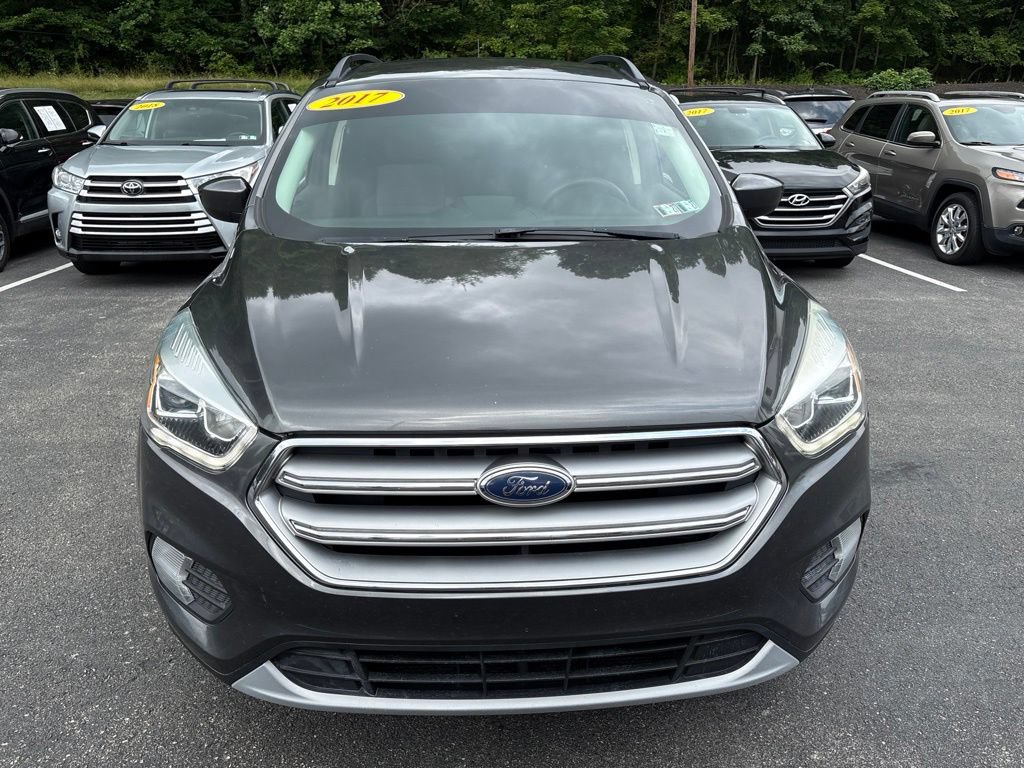 Used 2017 Ford Escape SE w/ Equipment Group 201A AWD/4WD image 8