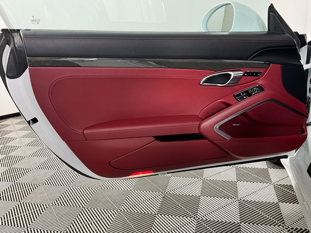 Used 2018 Porsche 911 Carrera 4S image 18