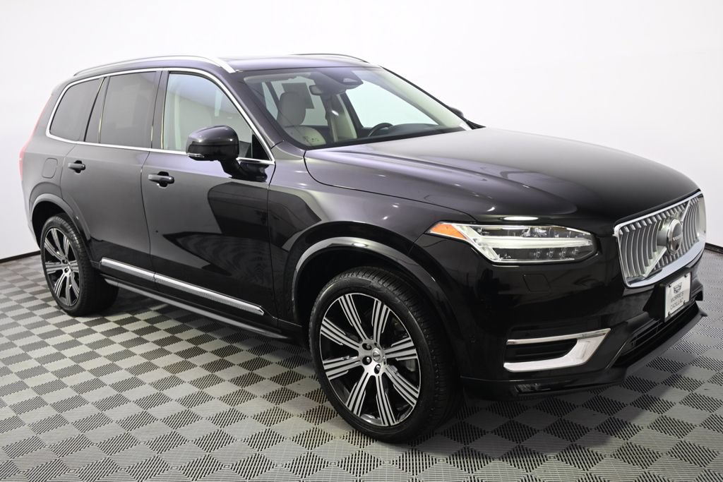 Used 2024 Volvo XC90 B6 Plus w/ Protection Package AWD/4WD image 8