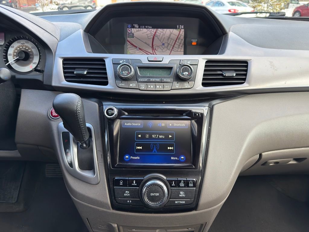 Used 2014 Honda Odyssey Touring image 31
