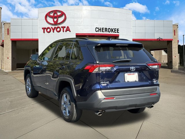 Used 2025 Toyota RAV4 XLE AWD/4WD image 7