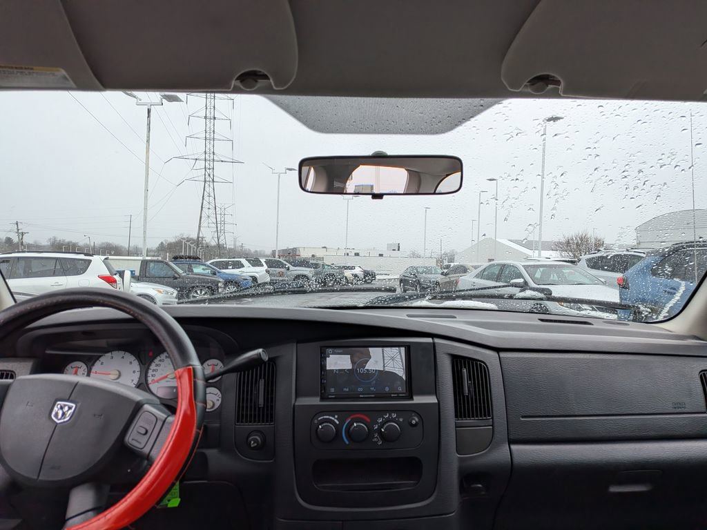 Used 2004 Dodge Ram 1500 Truck ST image 12