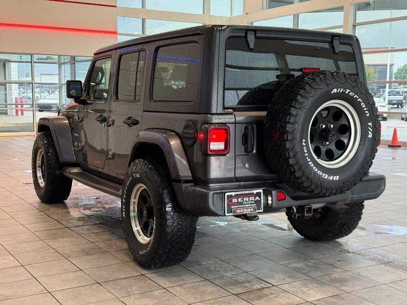 Used 2018 Jeep Wrangler Unlimited Sahara w/ Cold Weather Group AWD/4WD image 5