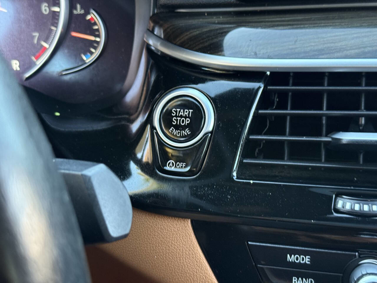 Used 2018 BMW 640i Gran Turismo xDrive image 25