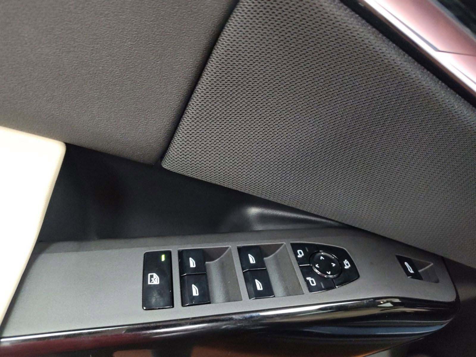 Used 2026 BMW X1 xDrive28i w/ Convenience Package image 12