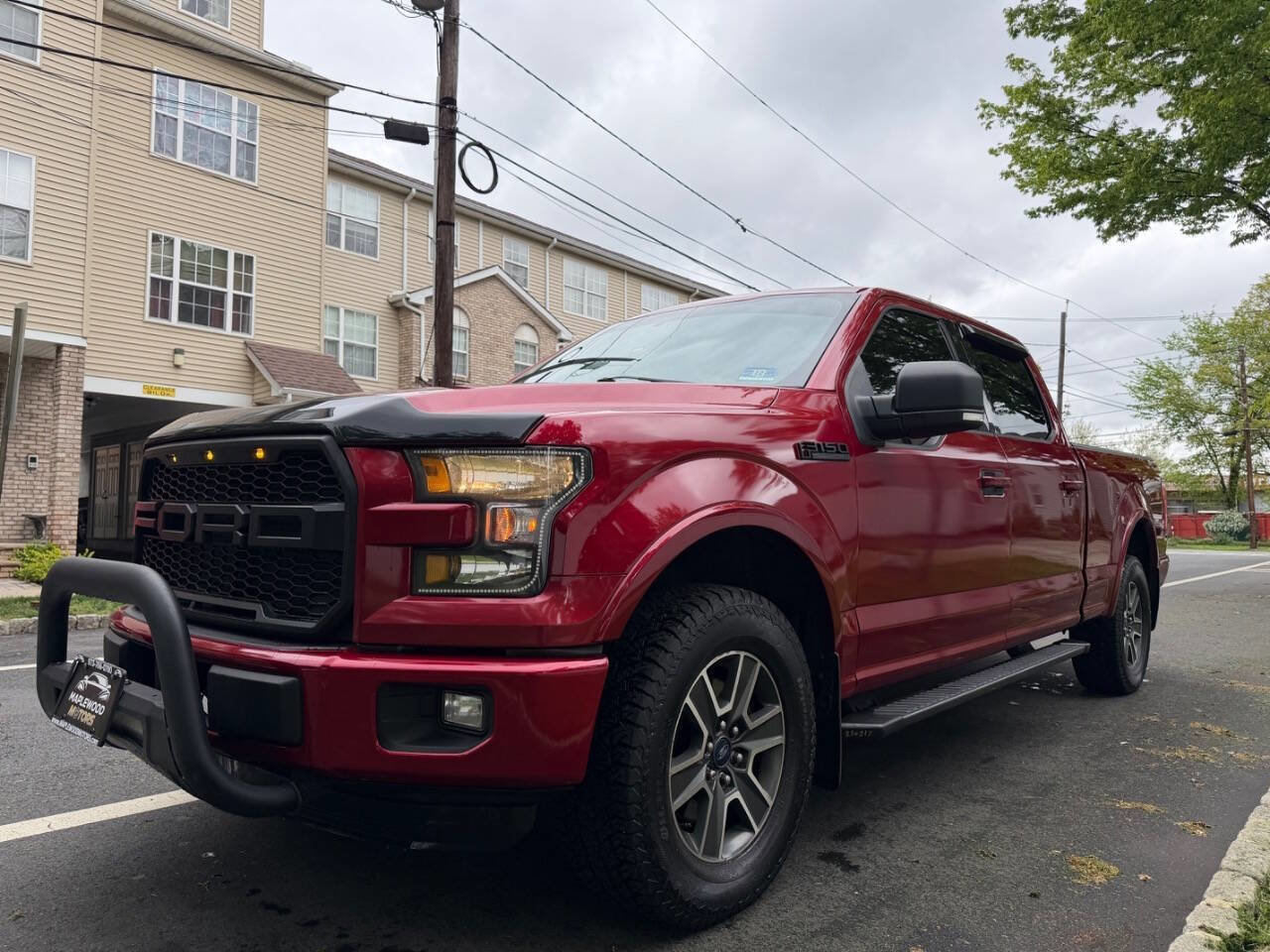 Used 2016 Ford F150 XLT w/ Equipment Group 302A Luxury AWD/4WD image 2