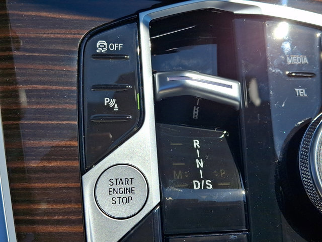 New 2026 BMW X5 xDrive40i w/ M Sport Package image 15