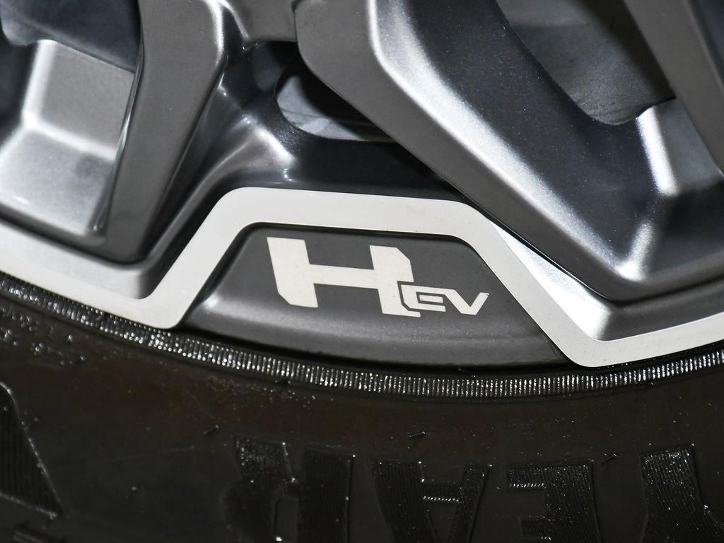 Used 2024 GMC Hummer EV 3X image 90