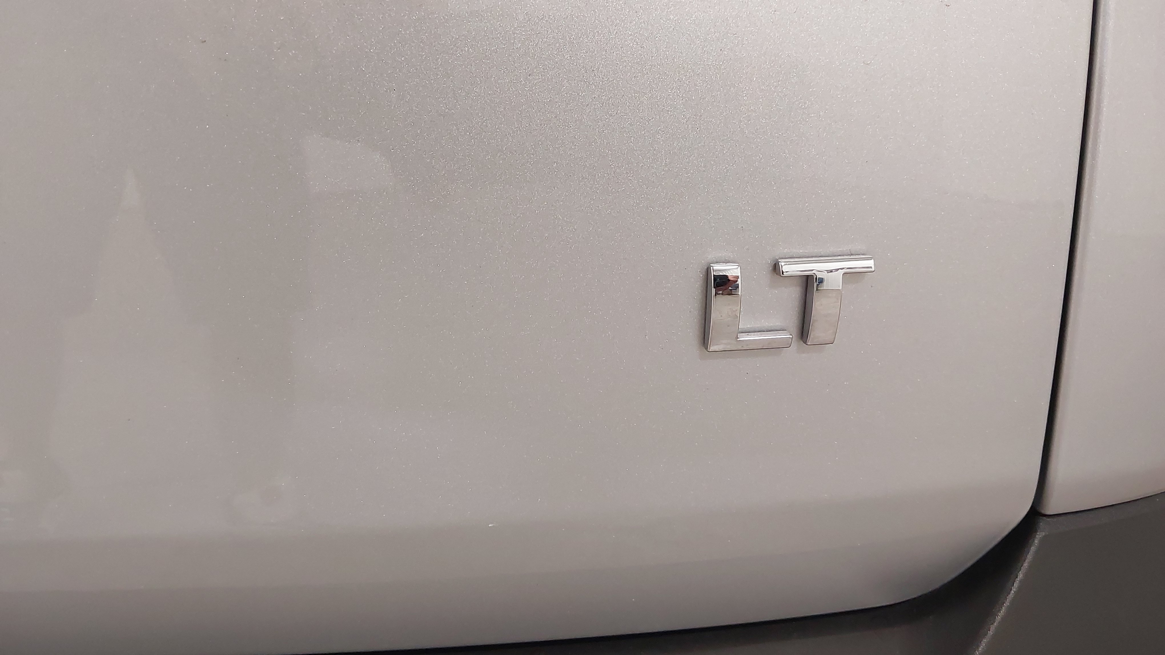 Certified 2022 Chevrolet Traverse LT w/ LPO, Cargo Package AWD/4WD image 33