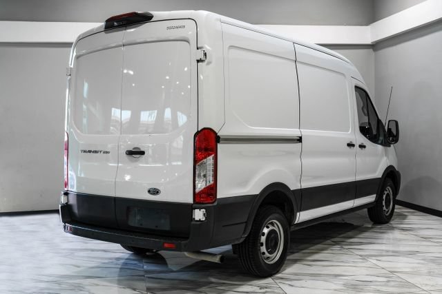 Used 2020 Ford Transit 250 Medium Roof w/ Load Area Protection Package RWD image 10