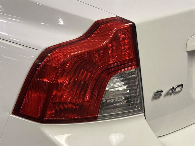 Used 2008 Volvo S40 2.4i FWD image 7