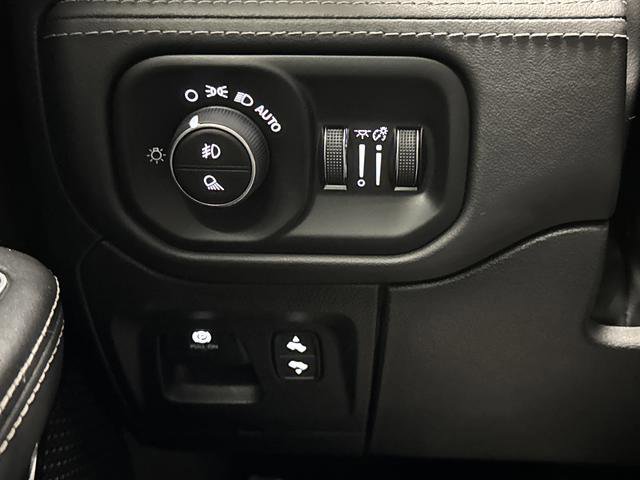 Used 2023 RAM 1500 Limited w/ Trailer Tow Group image 24