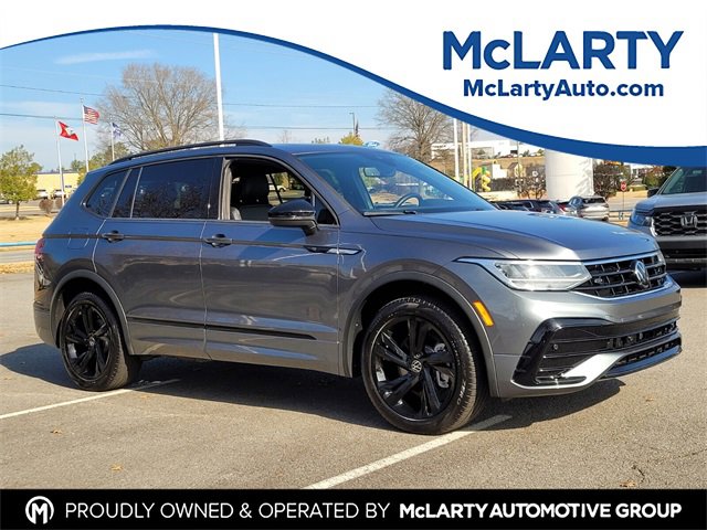 Used 2024 Volkswagen Tiguan SE R-Line