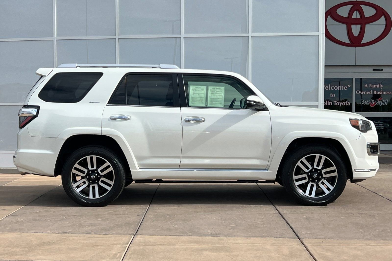 Used 2021 Toyota 4Runner Limited w/ Wilderness Package (TMS) AWD/4WD video 3
