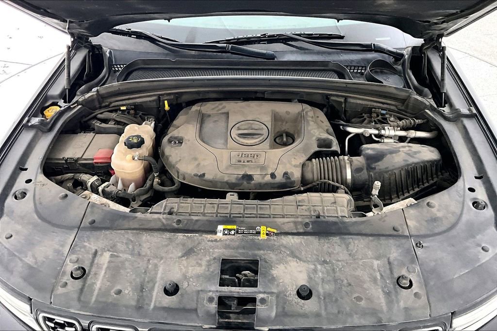 Used 2021 Jeep Grand Cherokee L Summit w/ Luxury Tech Group V image 12