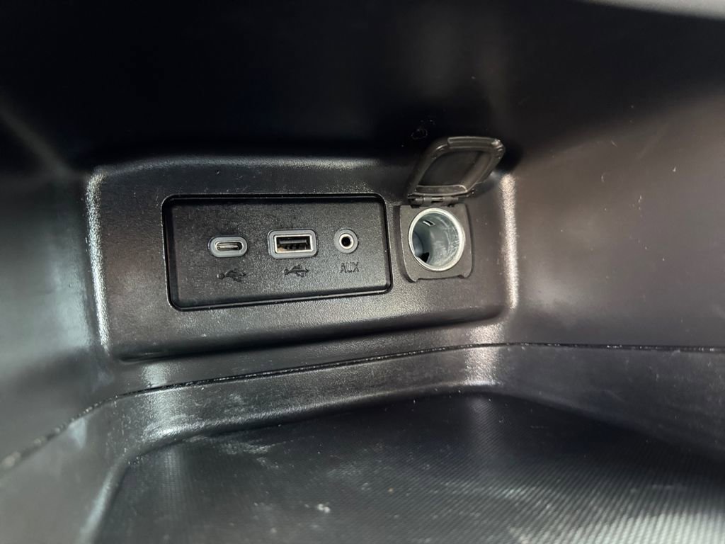 Used 2024 Chevrolet Equinox LS w/ LS Convenience Package image 22