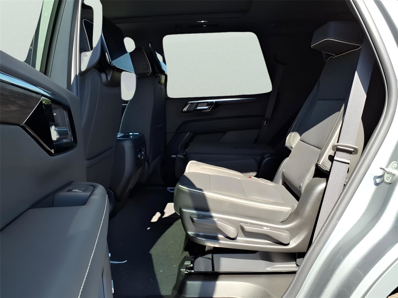 New 2026 Chevrolet Tahoe Premier image 11