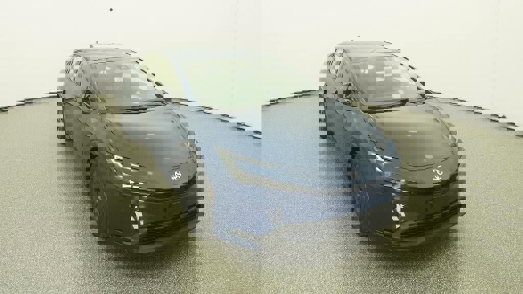 New 2026 Toyota Prius LE image 14