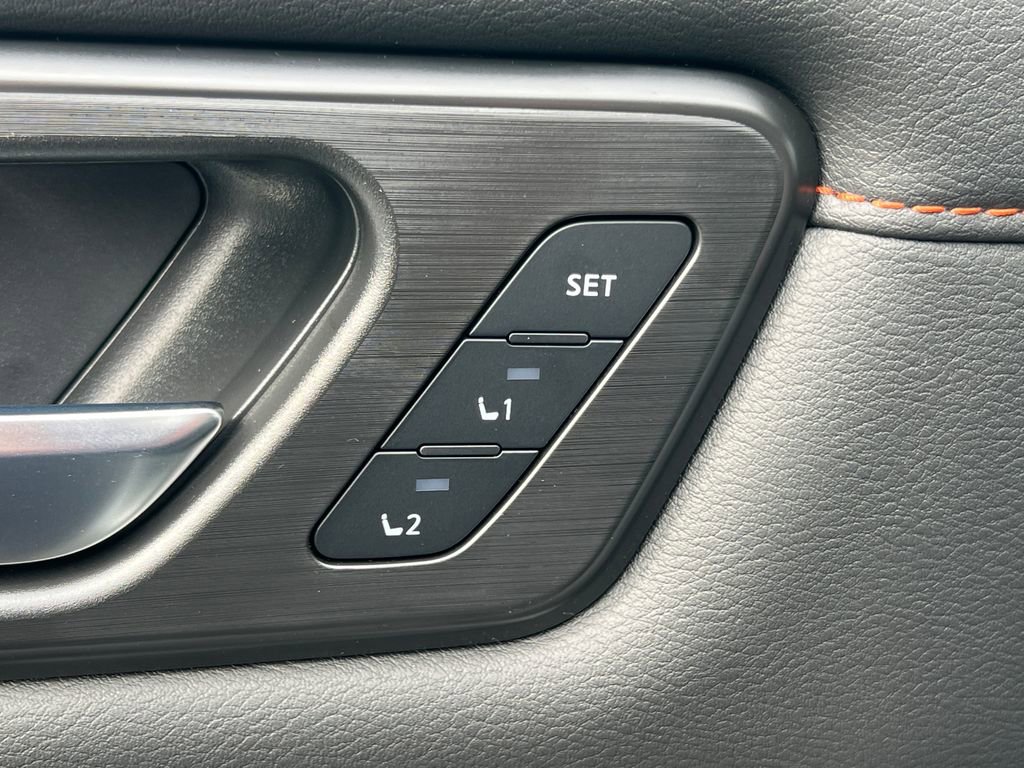 New 2026 Nissan Armada PRO-4X w/ Captain's Chari Seat Package image 18