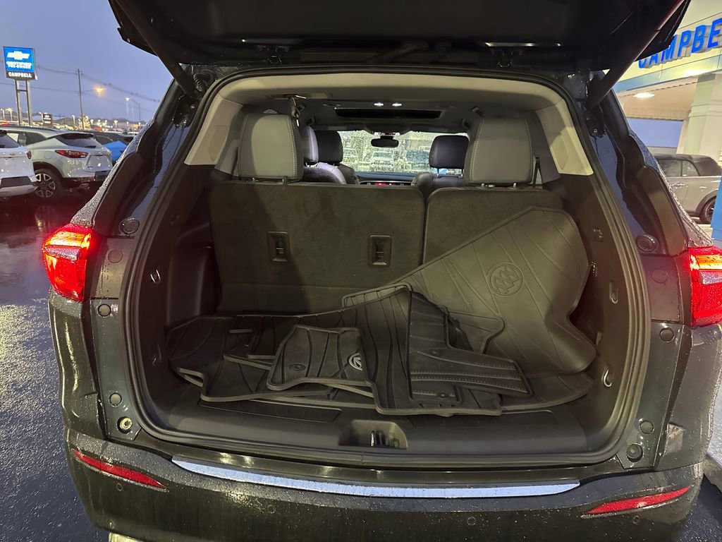 Used 2020 Buick Enclave Premium w/ Sun and Sites Package image 28