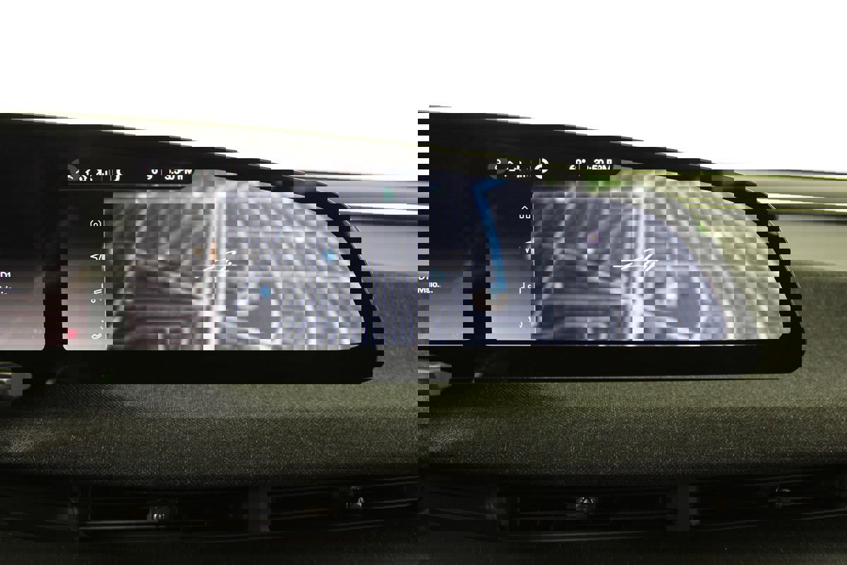 Used 2024 Lucid Air Pure image 17