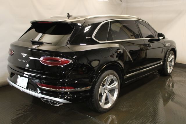 Used 2023 Bentley Bentayga Extended Wheelbase image 4