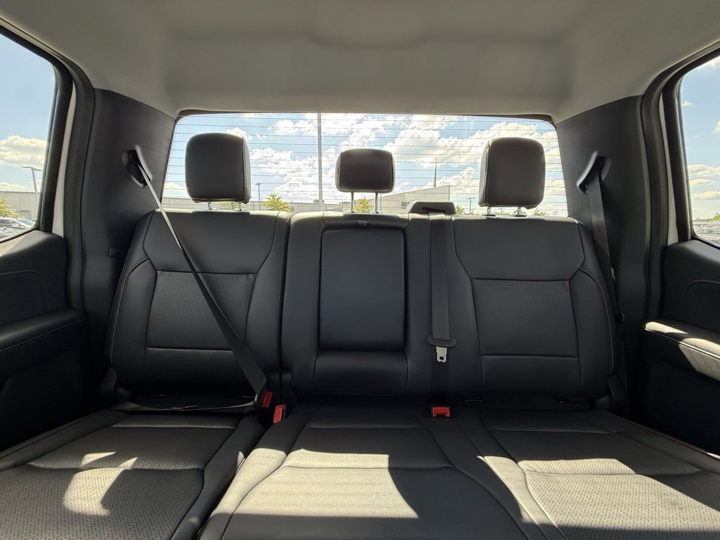 New 2026 Ford F250 Lariat w/ Black Appearance Package image 28