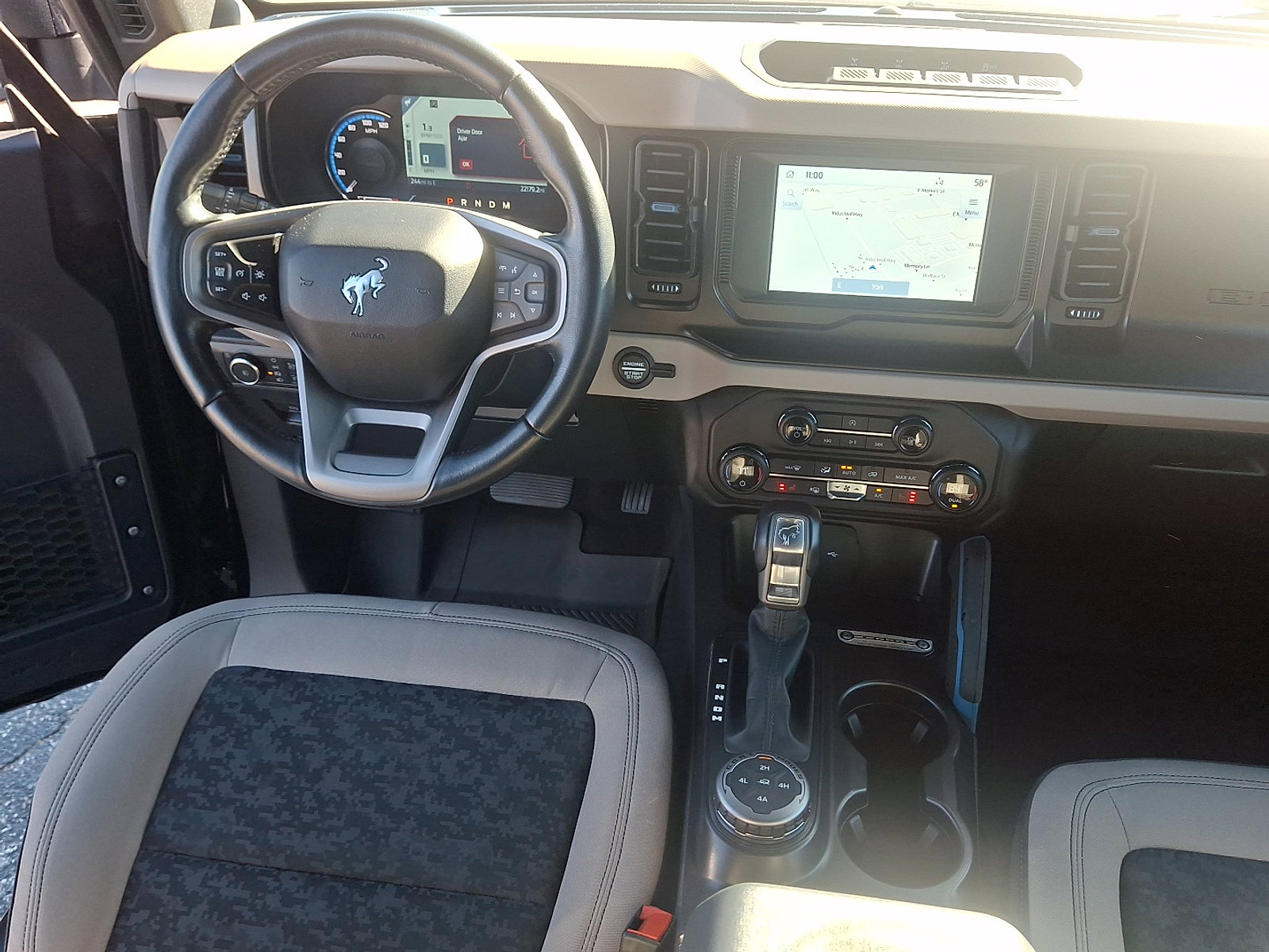 Used 2021 Ford Bronco Wildtrak image 14