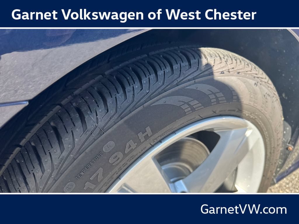 Used 2015 Volkswagen Passat TDI SE FWD image 33
