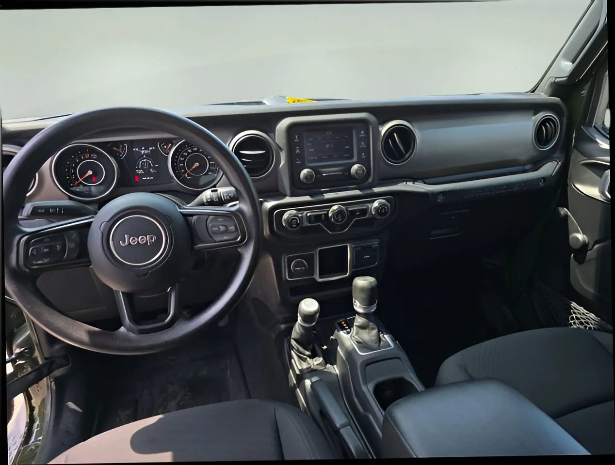Used 2021 Jeep Wrangler Sport image 19