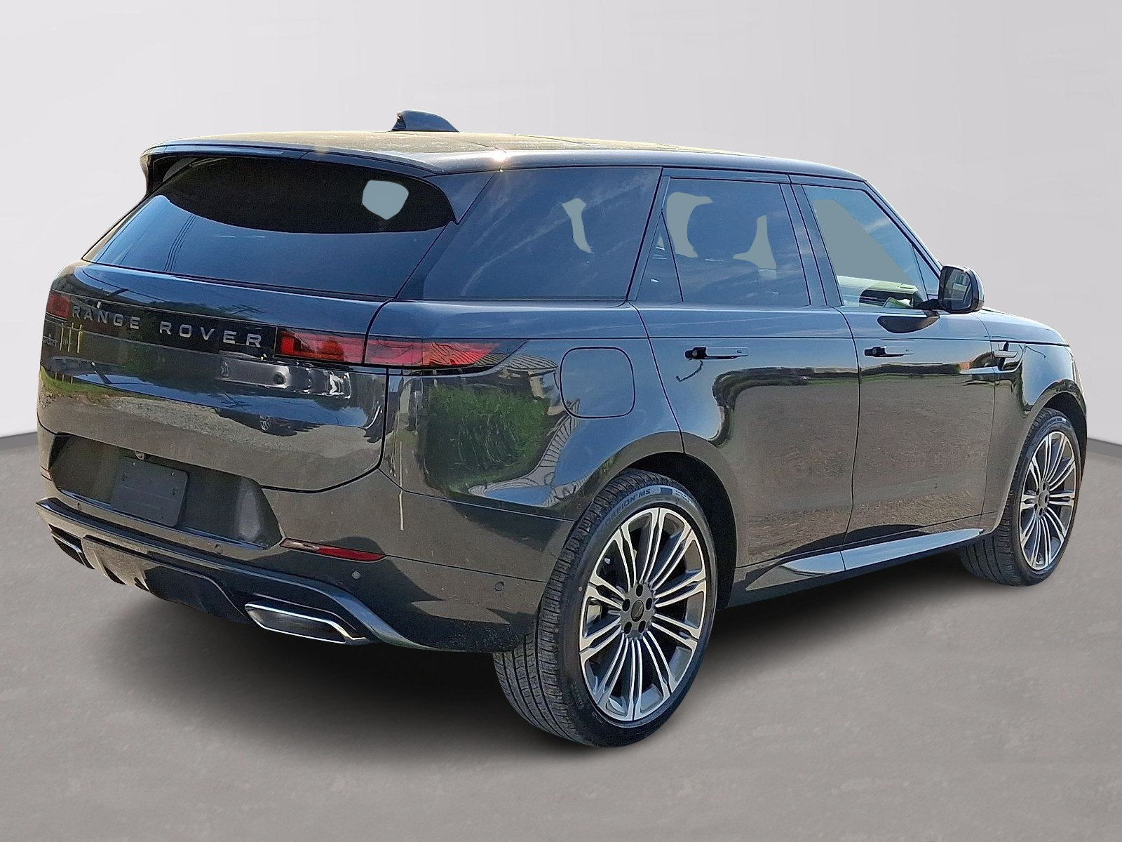 New 2026 Land Rover Range Rover Sport Dynamic SE AWD/4WD image 3