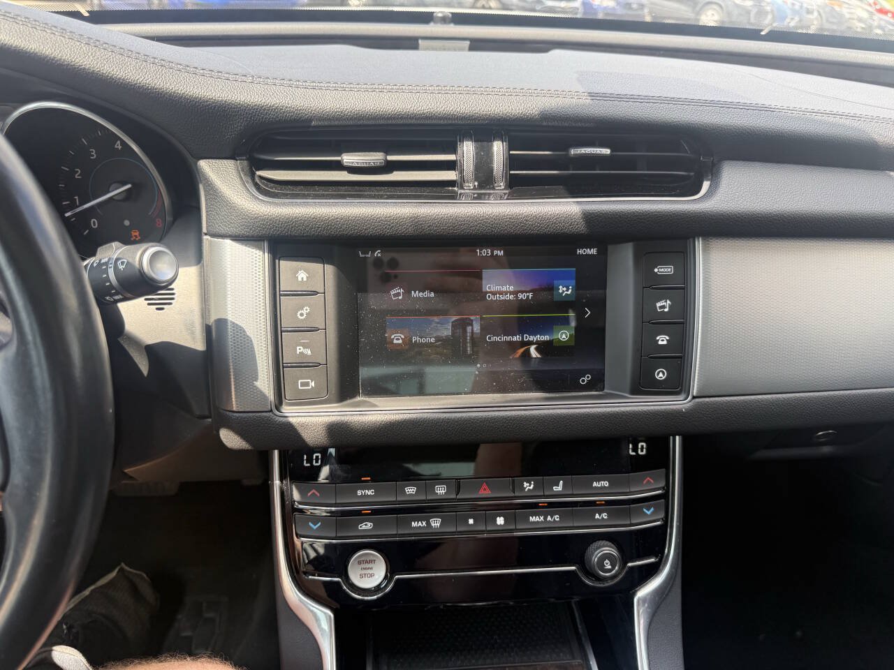 Used 2017 Jaguar XF Prestige AWD/4WD image 24