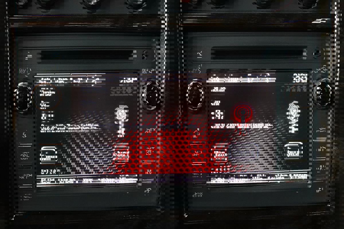 Used 2020 GMC Savana 2500 Extended w/ Enhanced Convenience Package image 27