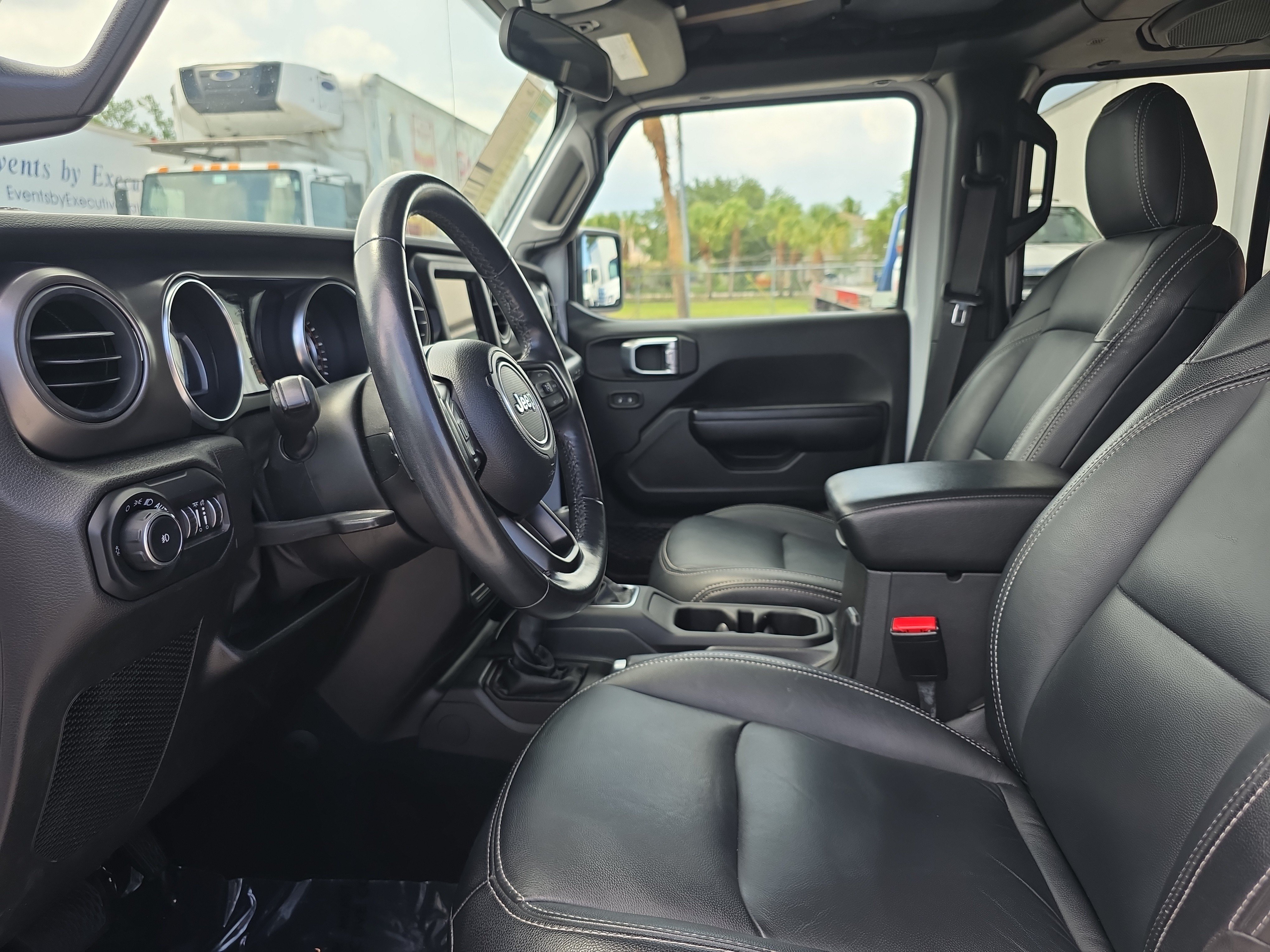 Used 2021 Jeep Wrangler Unlimited Sport AWD/4WD image 24