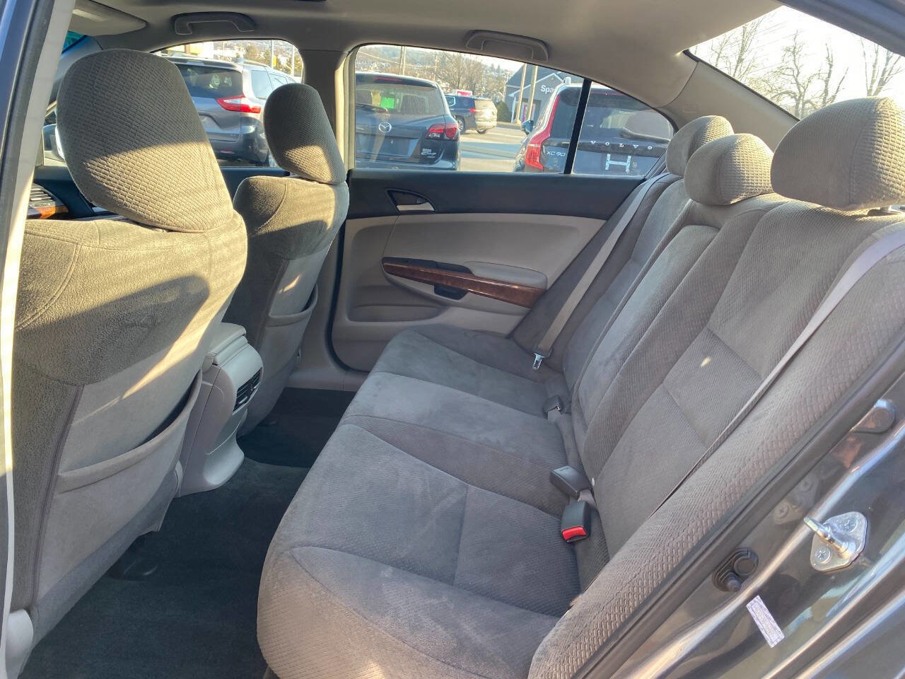 Used 2011 Honda Accord EX image 22