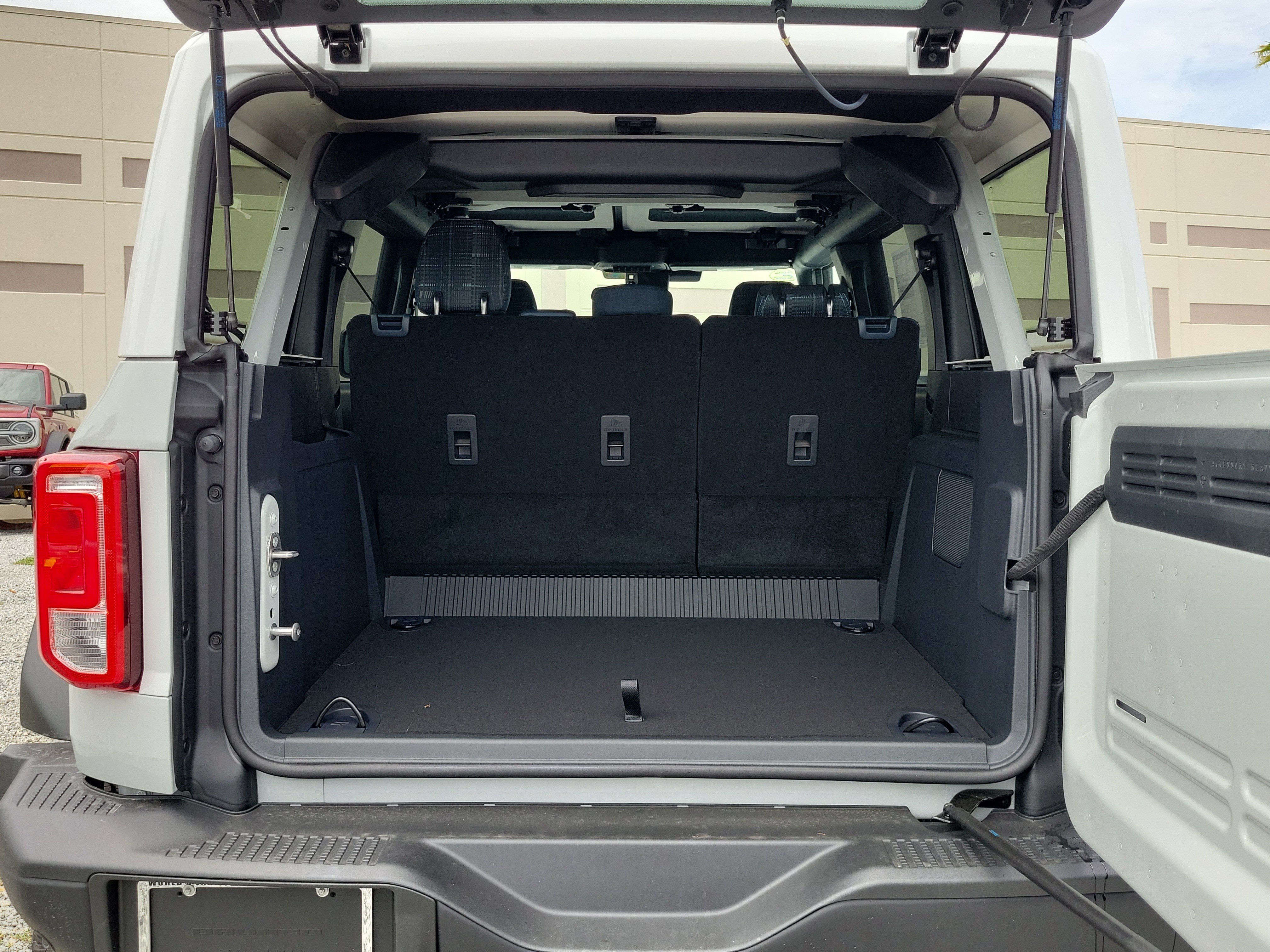 New 2026 Ford Bronco Heritage Edition AWD/4WD image 10