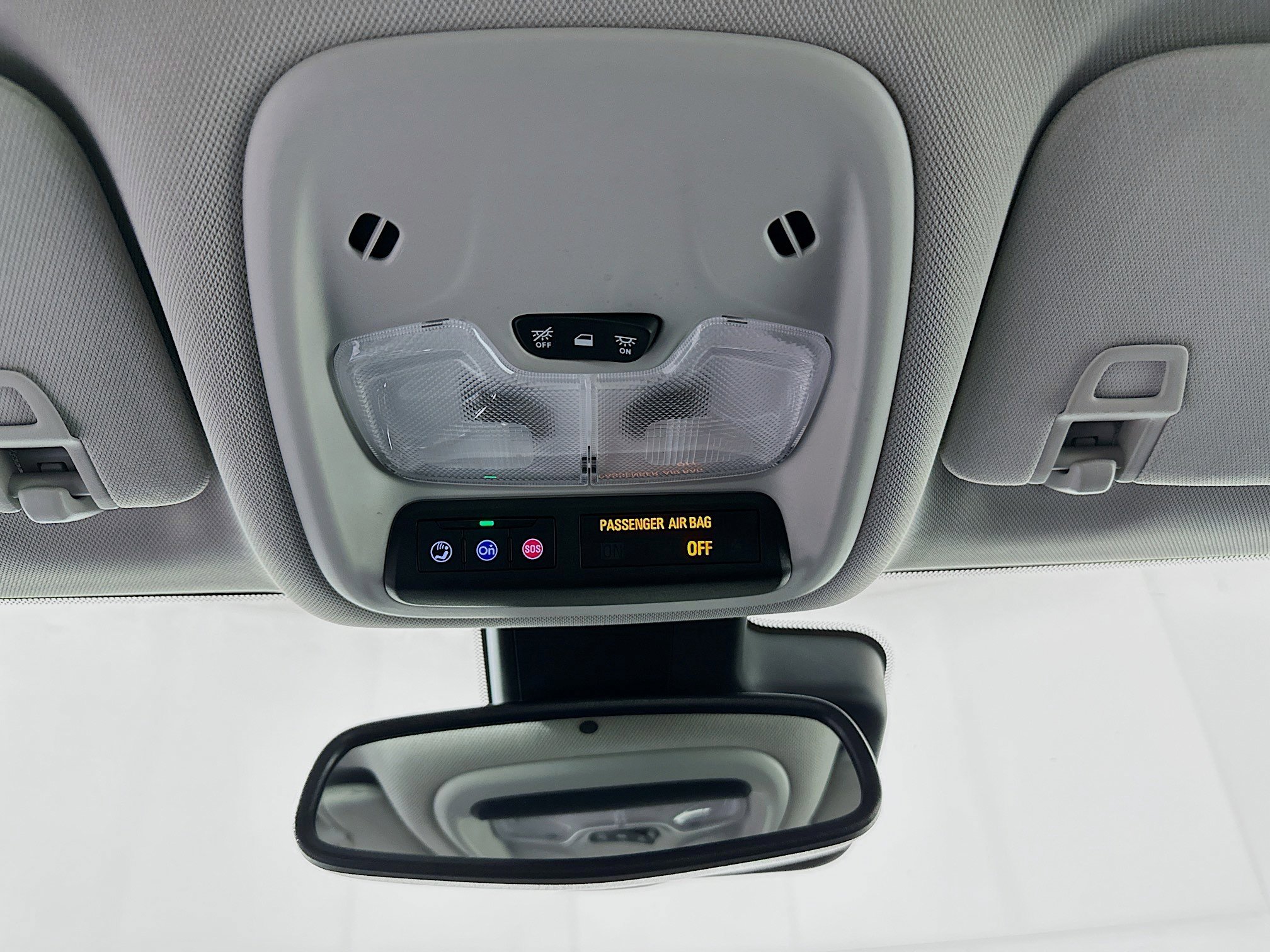 Used 2023 Chevrolet Bolt EUV LT w/ Convenience Package image 18