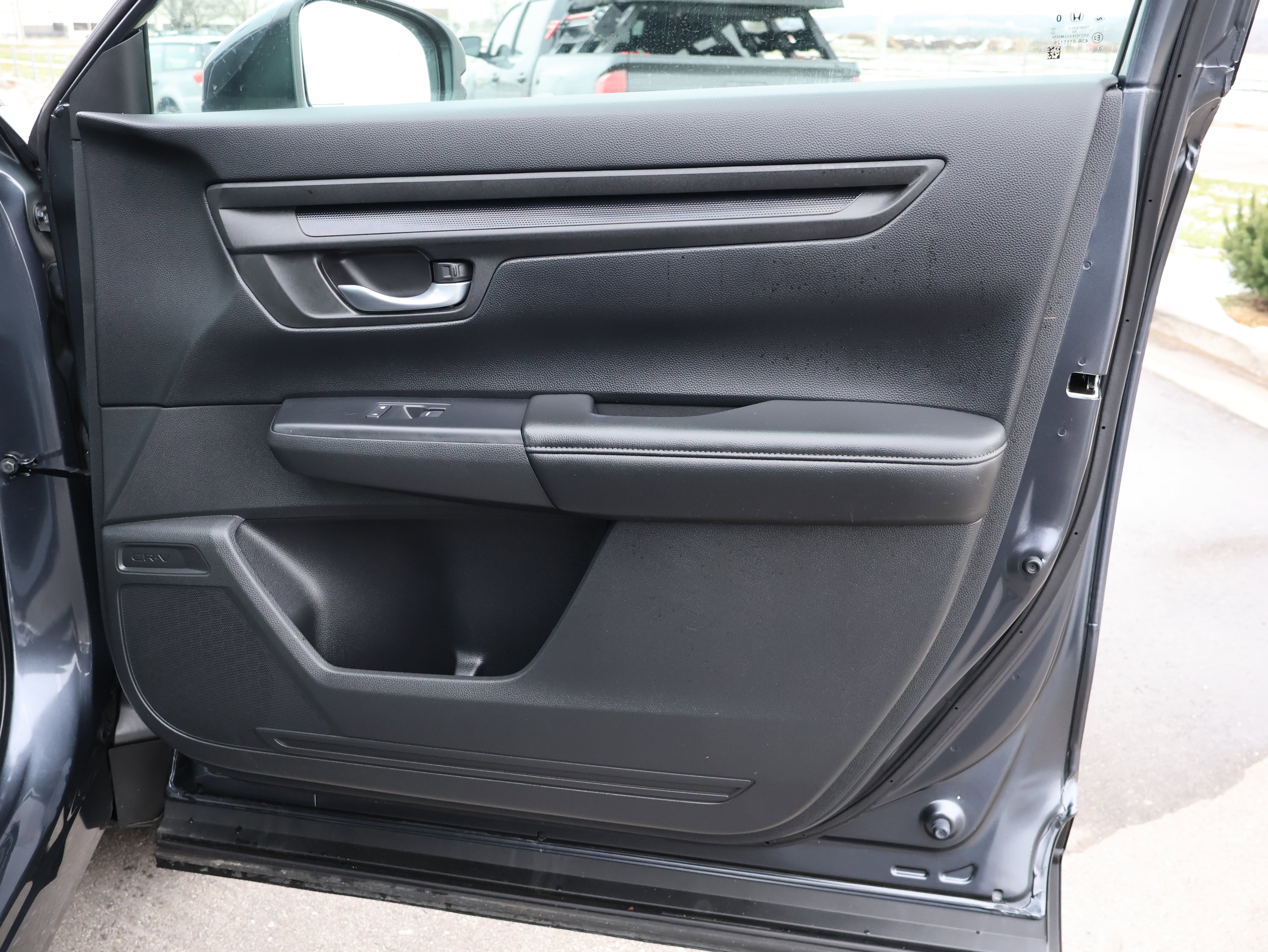 Used 2024 Honda CR-V LX image 9