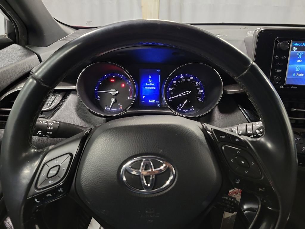 Used 2018 Toyota C-HR XLE image 14