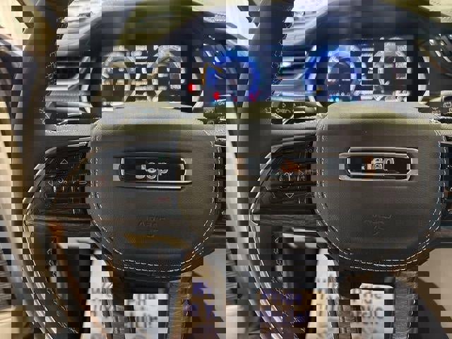 Used 2023 Jeep Grand Cherokee L Overland image 15